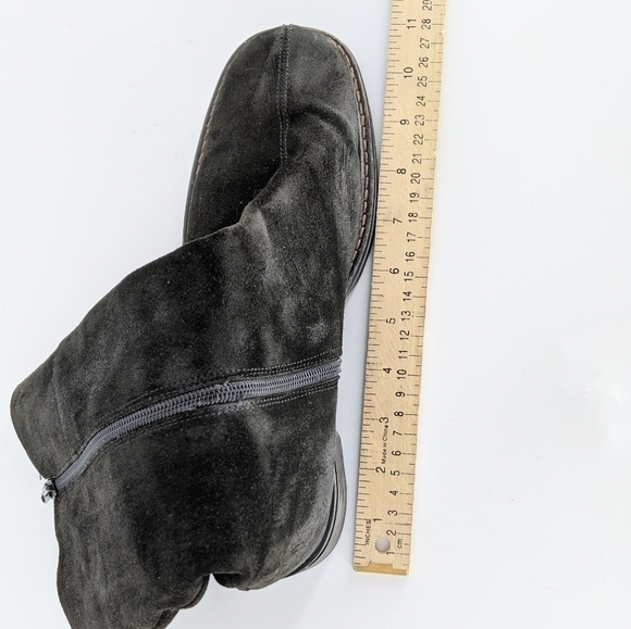 Aquatalia Weatherproof Women's Suede Leather Boots - Picture 15 of 16